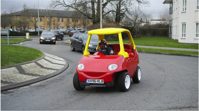 Figure 5: An ‘untypical car