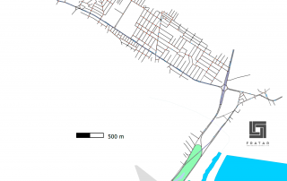 Um mapa de uma cidade com uma linha azul nele e uma linha verde no mapa de uma cidade com uma linha vermelha nele e uma linha azul no mapa. (Uma representação digital: 0,230)